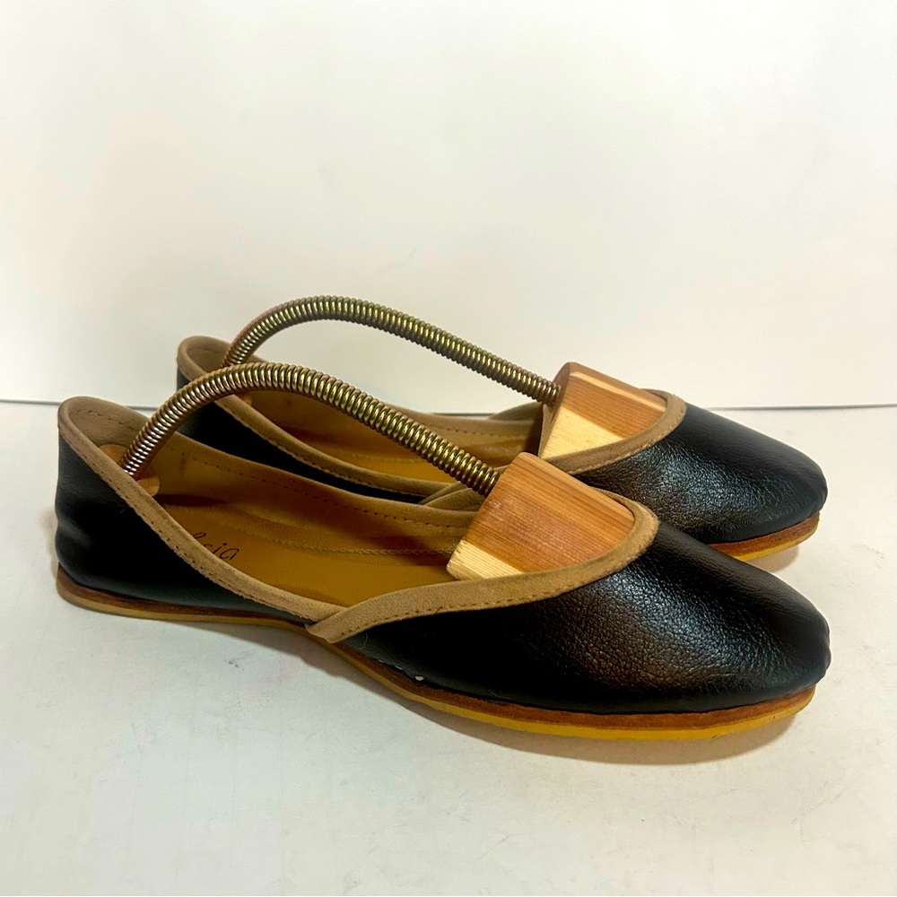Fuchsia Black Ballet Flats Women’s 8.5